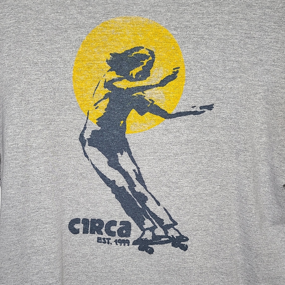 VINTAGE Circa Skate tee Size Large - Picture 3 of 5